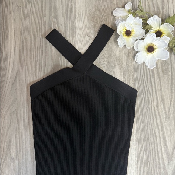 Babaton Black Ribbed Tank Top - Picture 3 of 8